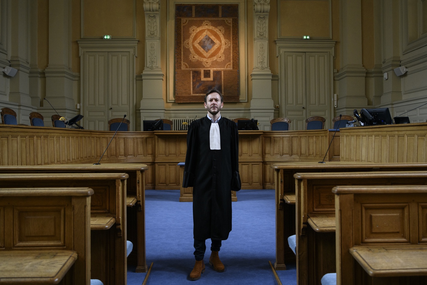 Метр Жан Барі, адвокат афганців, яких зафільмував ультраправий активіст. Фото Кароля Петі